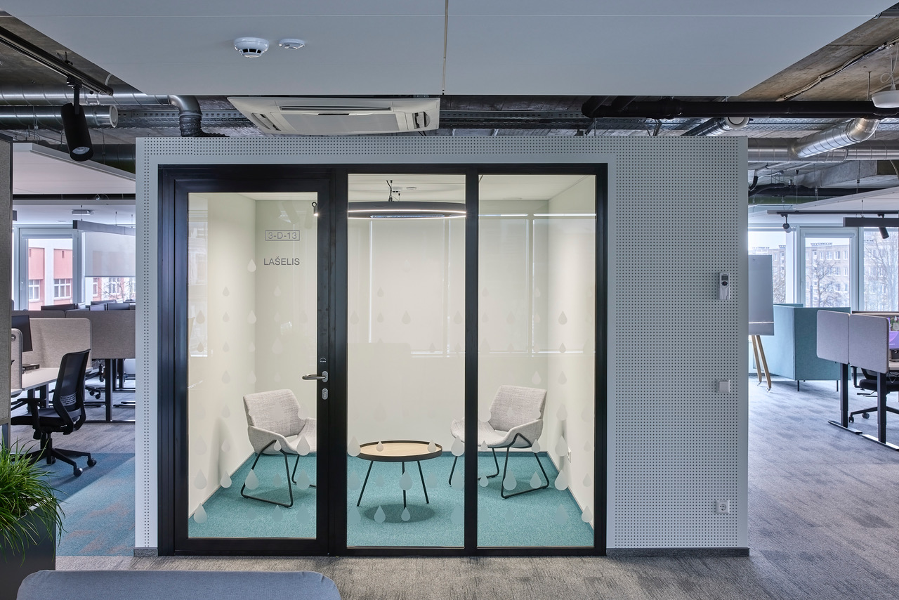 Telia administracinės patalpos Kaune – modernus biuro interjeras